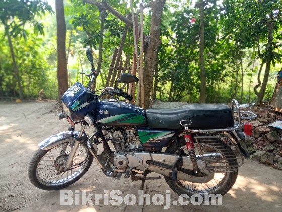 Bajaj champion 4s